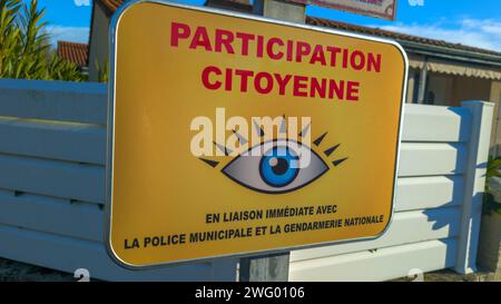 Bordeaux , Francia - 01 25 2024 : partecipazione citoyenne segno francese logo quartiere zona di osservazione anti-furto con occhio giallo testo marchio cittadino p Foto Stock