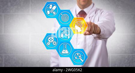 Scienziato farmaceutico irriconoscibile che attiva un'applicazione basata sull'intelligenza artificiale per accelerare il processo di scoperta dei farmaci. Concetto del settore farmaceutico per la fornitura di piombo Foto Stock