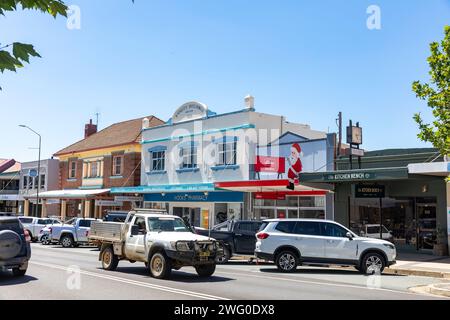 Cooma è una città australiana del nuovo Galles del Sud, conosciuta come la porta d'accesso alle Snowy Mountains, estate 2024 in Australia Foto Stock