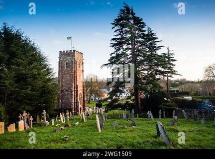 Lympstone Parish Church in un freddo giorno di dicembre. Foto Stock