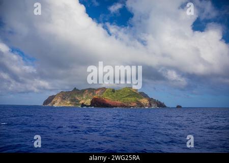 Pitcairn Island l'isola abitata più remota del mondo con una popolazione inferiore a cinquanta abitanti, molti dei quali discendenti degli ammutinati della HMS Bounty Foto Stock