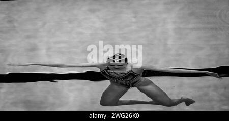 Doha, Qatar. 2 febbraio 2024. Karina Magrupova, Kazakistan, gareggia nelle donne tecniche soliste di nuoto artistiche durante il 21° Campionato Mondiale di Aquatics all'Aspire Dome di Doha (Qatar), 02 febbraio 2024. Crediti: Insidefoto di andrea staccioli/Alamy Live News Foto Stock