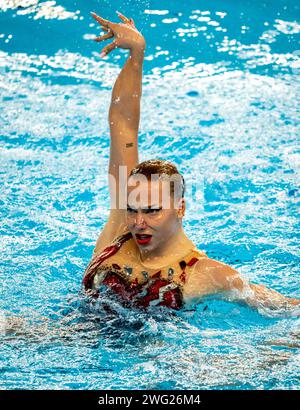 La slovacca Viktoria Reichova compete nelle artistiche donne tecniche di nuoto solista durante il 21° Campionato mondiale di acquari all'Aspire Dome di Doha (Qatar), il 2 febbraio 2024. Crediti: Insidefoto di andrea staccioli/Alamy Live News Foto Stock