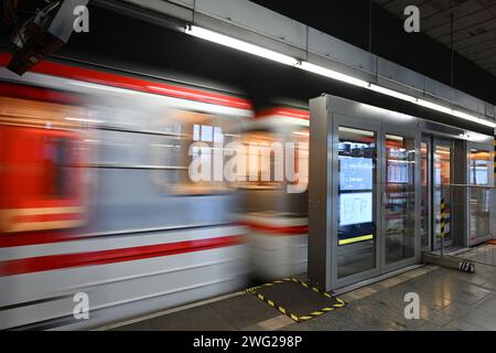 Praga, Repubblica Ceca. 2 febbraio 2024. Stazione della metropolitana Zlicin a Praga, Repubblica Ceca, 2 febbraio 2024. Crediti: Michal Kamaryt/CTK Photo/Alamy Live News Foto Stock