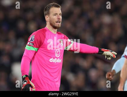 Londra, Regno Unito. 1 febbraio 2024. Neto di Bournemouth durante la partita di Premier League al London Stadium, Londra. Il credito fotografico dovrebbe leggere: Paul Terry/Sportimage Credit: Sportimage Ltd/Alamy Live News Foto Stock