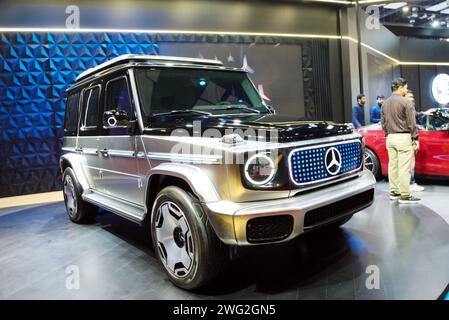 Nuova Delhi - 1° febbraio 2024: La concept car Mercedes-Benz EQG Electric G-Wagon è in mostra al Bharat Mobility Global Expo 2024 a nuova Delhi, in India. Foto Stock