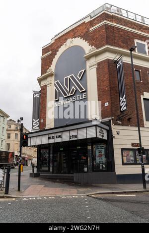 Locale musicale NX nella città di Newcastle upon Tyne, Regno Unito, con cartelli che promuovono lo spettacolo di Miles Kane. Foto Stock