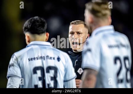 BREDA, Paesi Bassi. 2 febbraio 2024. Calcio, Rat VerleghStadium, Keuken Kampioen Divisie, stagione 2023/2024, durante la partita NAC - De Graafschap, arbitro Martijn Vos Credit: Pro Shots/Alamy Live News Foto Stock