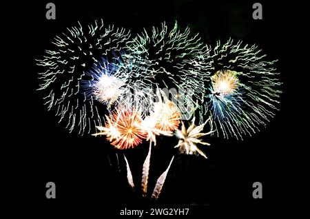 Fuochi d'artificio durante la giornata nazionale del Bahrein, dicembre 2018 Foto Stock