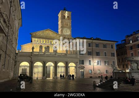 Die Basilica di Santa Maria in Trastevere Rom . ROM *** la Basilica di Santa Maria in Trastevere Roma Roma Foto Stock