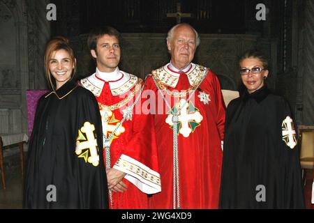 La famiglia Savoia, il principe Vittorio Emanuele, il principe Emanuele Filiberto, la principessa Marina e la principessa Clotilde partecipano alla cerimonia per commemorare gli ultimi monarchi italiani della famiglia Savoia, re Umberto II e la regina Maria Jose, tenutasi presso l'Abbazia di Hautecombe, vicino a Chambery, in Francia il 18 marzo 2007. Foto Marco Piovanotto/ABACAPRESS.COM Foto Stock