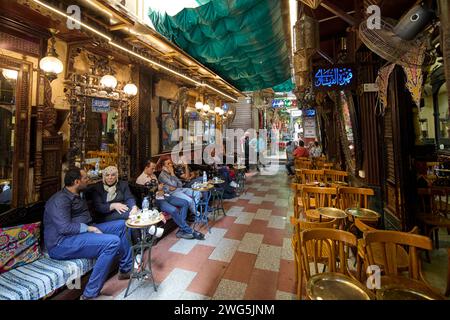 El Fishawy Cafe nel suq di Khan El Khalil al Cairo, Egitto Foto Stock