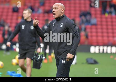 Londra, Inghilterra. 3 febbraio 2024. Il capo allenatore ad interim del Charlton Athletic Curtis Fleming prima dello Sky Bet EFL League One tra il Charlton Athletic e il Derby County. Kyle Andrews/Alamy Live News Foto Stock