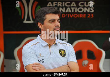 ABIDJAN, COSTA d'Avorio - 2 FEBBRAIO; allenatore Pedro Valdemar Soares Goncalves dell'Angola durante la TotalEnergies Caf Africa Cup of Nations (Afcon 2023) Foto Stock