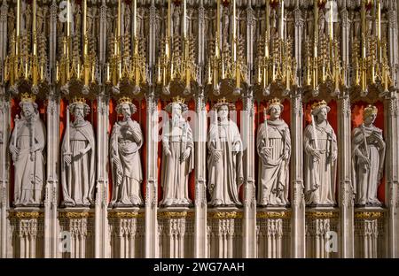 The Kings' Screen (schermo del coro) a York Minster, York, Inghilterra, Regno Unito. Lo schermo mostra quindici re che vanno da Guglielmo il Conquistatore a Enrico IV Foto Stock