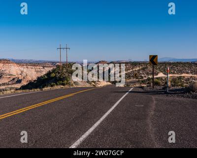 Stati Uniti. Stato dello Utah. Contea di Garfield. La Scenic Byway 12 tra Boulder ed Escalante con paesaggio. Foto Stock