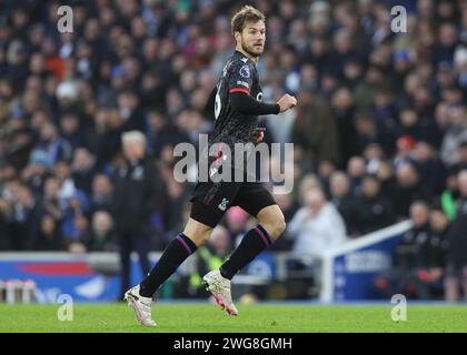 Brighton e Hove, Regno Unito. 3 febbraio 2024. Joachim Andersen del Crystal Palace durante la partita di Premier League all'AMEX Stadium, Brighton e Hove. Il credito fotografico dovrebbe leggere: Paul Terry/Sportimage Credit: Sportimage Ltd/Alamy Live News Foto Stock