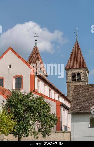 Chiesa Collegiata di San Pietro e Paolo, Niederzell, Isola di Reichenau, doppia torre, navata, lago di Costanza, Baden-Wuerttemberg, Germania Foto Stock