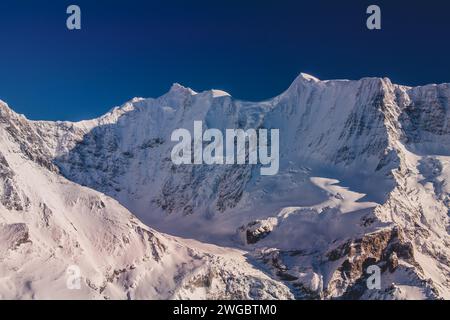 Vette di montagna viste dal Monte Schilthorn, Alpi Bernesi, Svizzera Foto Stock