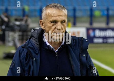 Arnhem, Paesi Bassi. 4 febbraio 2024. ARNHEM, Stadium Gelredome, 04-02-2024, stagione 2023/2024, Eredivisie olandese. Durante la partita Vitesse - Go Ahead Eagles, allenatore Vitesse Edward Sturing Credit: Pro Shots/Alamy Live News Foto Stock