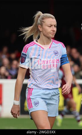 Dagenham, Regno Unito. 4 febbraio 2024. DAGENHAM, INGHILTERRA - 04 FEBBRAIO: Leah Williamson dell'Arsenal durante il Barclays fa Women's Super League Match tra West Ham United Women contro Arsenal Women al Chigwell Construction Stadium il 4 febbraio 2024 a Dagenham, Inghilterra Credit: Action foto Sport/Alamy Live News Foto Stock