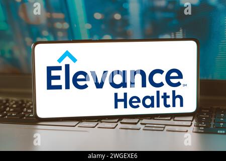 Brasile. 4 febbraio 2024. In questa immagine, il logo Elevance Health viene visualizzato sullo schermo di uno smartphone. (Foto di Rafael Henrique/SOPA Images/Sipa USA) **** esclusivamente a scopo editoriale *** credito: SIPA USA/Alamy Live News Foto Stock