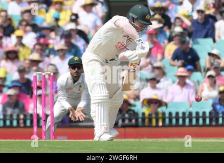 Il Pakistan tiene il sopravvento dopo il secondo giorno del terzo test di cricket contro l'Australia al SCG. È l'ultimo test match di David Warners per l'Australia con: David Warner Where: Sydney, Australia When: 04 Jan 2024 Credit: WENN Foto Stock