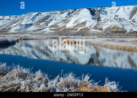 Dal fiume Ana al Winter Rim, dalla Summer Lake Wildlife area, dalla Oregon Outback Scenic Byway, Oregon Foto Stock