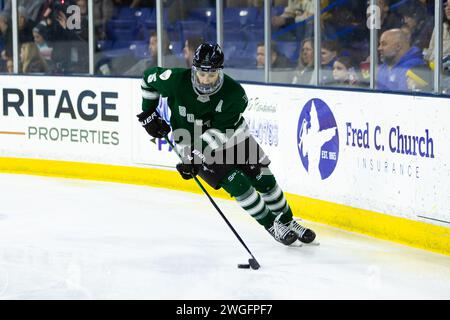 Centro Tsongas. 4 febbraio 2024. Massachusetts, USA; difensore dei Boston Megan Keller (5) durante una partita di stagione regolare della PWHL tra Boston e Montreal al Tsongas Center. (c) Burt Granofsky/CSM/Alamy Live News Foto Stock