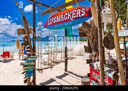 Insegna per il bar e club sulla spiaggia Lipsmackers, Chaweng Beach, Ko Samui, Thailandia Foto Stock