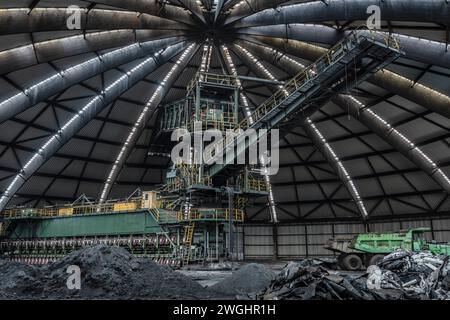 Sala di miscelazione a carbone tondo della miniera di Prosper-Haniel / "Black Hole" Foto Stock