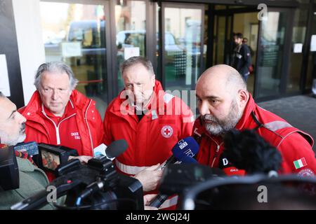 Bologna, Italia. 5 febbraio 2024. Foto Guido Calamosca/LaPresse 05-02-2024 Bologna, Italia - ospedale Rizzoli, Arrivo di bambini provenienti da Gaza 05 febbraio 2024 Bologna news gaza bambino arriva all'ospedale di rizzoli credito: LaPresse/Alamy Live News Foto Stock