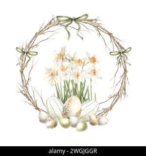 Acquerello corona pasquale fatta di rami, con narcisi gialli e uova pasquali, decorata con archi. Illustrazione della festa di Pasqua disegnata a mano. Schizzo Foto Stock