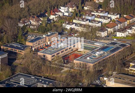 Luftbild, Schulzentrum-Nord, Neubau Jakob-Muth-Schule mit Sportplatz, Königsborn, Unna, Ruhrgebiet, Nordrhein-Westfalen, Deutschland ACHTUNGxMINDESTHONORARx60xEURO *** Vista aerea, centro scolastico settentrionale, nuovo edificio scolastico Jakob Muth con campo sportivo, Königsborn, Unna, regione della Ruhr, Renania settentrionale-Vestfalia, Germania ATTENTIONxMINDESTHONORARx60xEURO Foto Stock