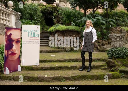 Napoli, Italia. 4 febbraio 2024. Alba Rohrwacher parteciperà al photocall per il film "finale l'Alba" nel giardino dell'Hotel de Russie, Roma, Italia, il 5 febbraio 2024. (Foto di Domenico Cippitelli/NurPhoto) credito: NurPhoto SRL/Alamy Live News Foto Stock