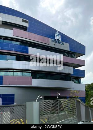 Singapore, elementi architettonici della città moderna. Edificio dell'Interpol Foto Stock