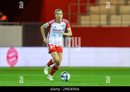 Monaco, Germania. 5 febbraio 2024. Linda Sembrant (FC Bayern Muenchen, 02), FC Bayern Muenchen vs. SC Freiburg, Fussball, Google Pixel Frauen-Bundesliga, 12. Spieltag, Saison 2023/24, 05.02.2024, LE NORMATIVE DFL VIETANO QUALSIASI USO DI FOTOGRAFIE COME SEQUENZE DI IMMAGINI, foto: Eibner-Pressefoto/Jenni Maul Credit: dpa/Alamy Live News Foto Stock