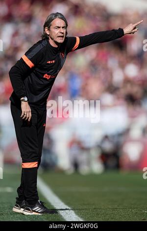 Torino, Italia. 4 febbraio 2024. Filippo Inzaghi, allenatore della Salernitana, gesta durante la partita di serie A tra Torino FC e US Salernitana. Nicolò campo/Alamy Live News Foto Stock