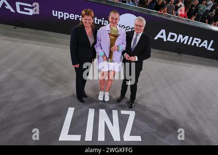 Linz, alta Austria, Austria. 5 febbraio 2024. Karin Hoerzing (AUT) Vize Major di Linz, Jelena Ostapenko (LAT), Klaus Luger (AUT) - Major di Linz durante l'alta Austria Ladies Linz - Womens Tennis, WTA500 (Credit Image: © Mathias Schulz/ZUMA Press Wire) SOLO USO EDITORIALE! Non per USO commerciale! Foto Stock