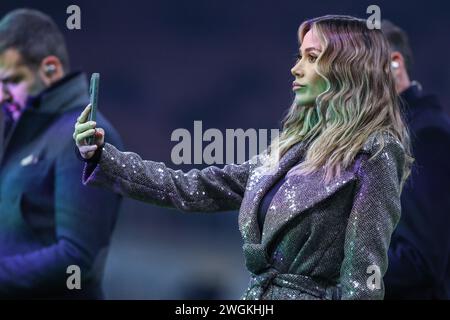 Milano, Italia. 4 febbraio 2024. Diletta Leotta di DAZN Italia vista durante la partita di calcio di serie A 2023/24 tra FC Internazionale e Juventus FC allo Stadio Giuseppe Meazza, Milano, Italia il 4 febbraio 2024 Credit: Independent Photo Agency/Alamy Live News Foto Stock