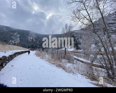 Foto di Clear Creek Canyon o Clear Creek Trail and Water Park a Golden, Colorado, Stati Uniti d'America USA scattata durante l'inverno. Foto Stock