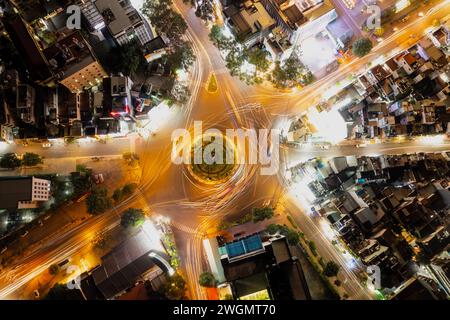 Vista di una rotatoria a ho chi Minh City, Vietnam Foto Stock