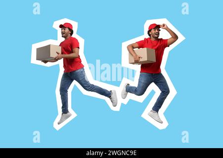 Corriere sorpreso con pacchi in esecuzione su sfondo azzurro Foto Stock