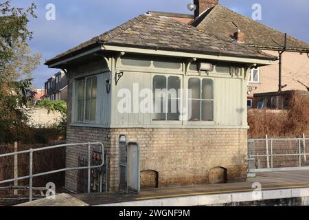 Scatola di segnalazione della stazione di Boston Manor Foto Stock