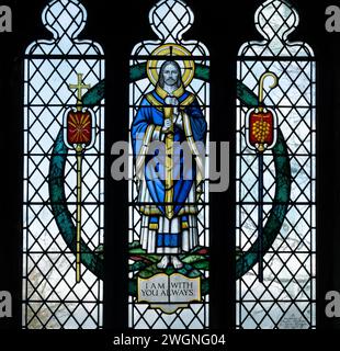 La finestra est, St. Leonard's Church, Broughton Hackett, Worcestershire, Inghilterra, Regno Unito Foto Stock