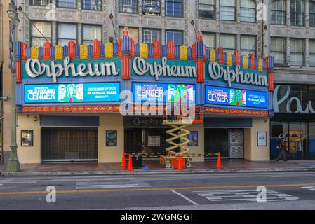 Tenda d'insegna vintage art deco Orpheum Theatre a Broadway los angeles LA california USA Foto Stock