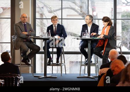 Ministro francese dell'Agricoltura e della sovranità alimentare Marc Fesneau, Fiera Internazionale dell'Agricoltura di Parigi Presidente Jean-Luc Poulain, Dominique Reynie, direttore del salone internazionale dell'agricoltura 2024 Valerie le Roy durante una conferenza stampa per la presentazione della 60a edizione della Fiera Internazionale dell'Agricoltura (Salon International de l'Agriculture) 2024 a Parigi, Francia, 6 febbraio 2024. Foto di Raphael Lafargue/ABACAPRESS.COM Foto Stock