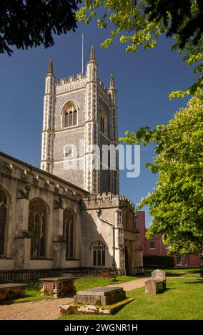 Regno Unito, Inghilterra, Essex, Dedham, High Street, Chiesa parrocchiale di Santa Maria Foto Stock