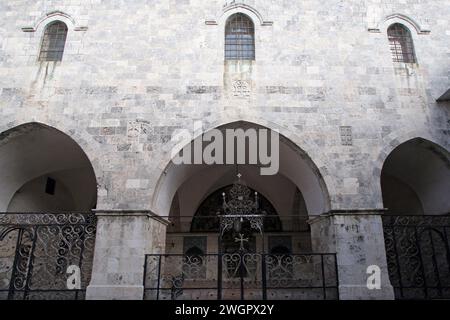 Ingresso di St James Cathedral a Gerusalemme, Israele Foto Stock