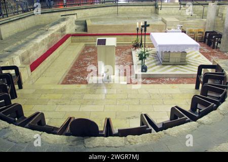 Interno della Basilica dell'Annunciazione, Nazareth, Israele Foto Stock